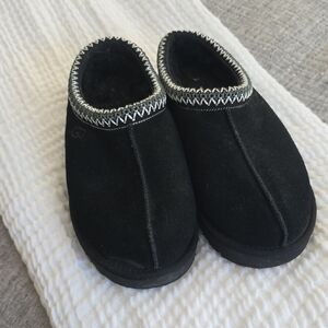UGG Black Women's Slippers